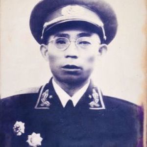 李文清  ——  原成都军区副司令员